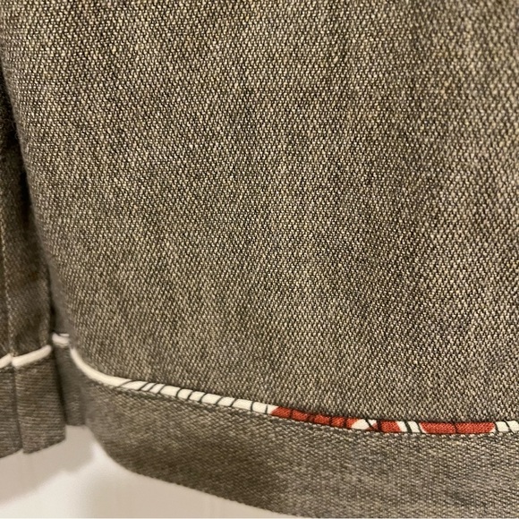 Marni Brown Shorts with Buttoned Pockets - Picture 2 of 6